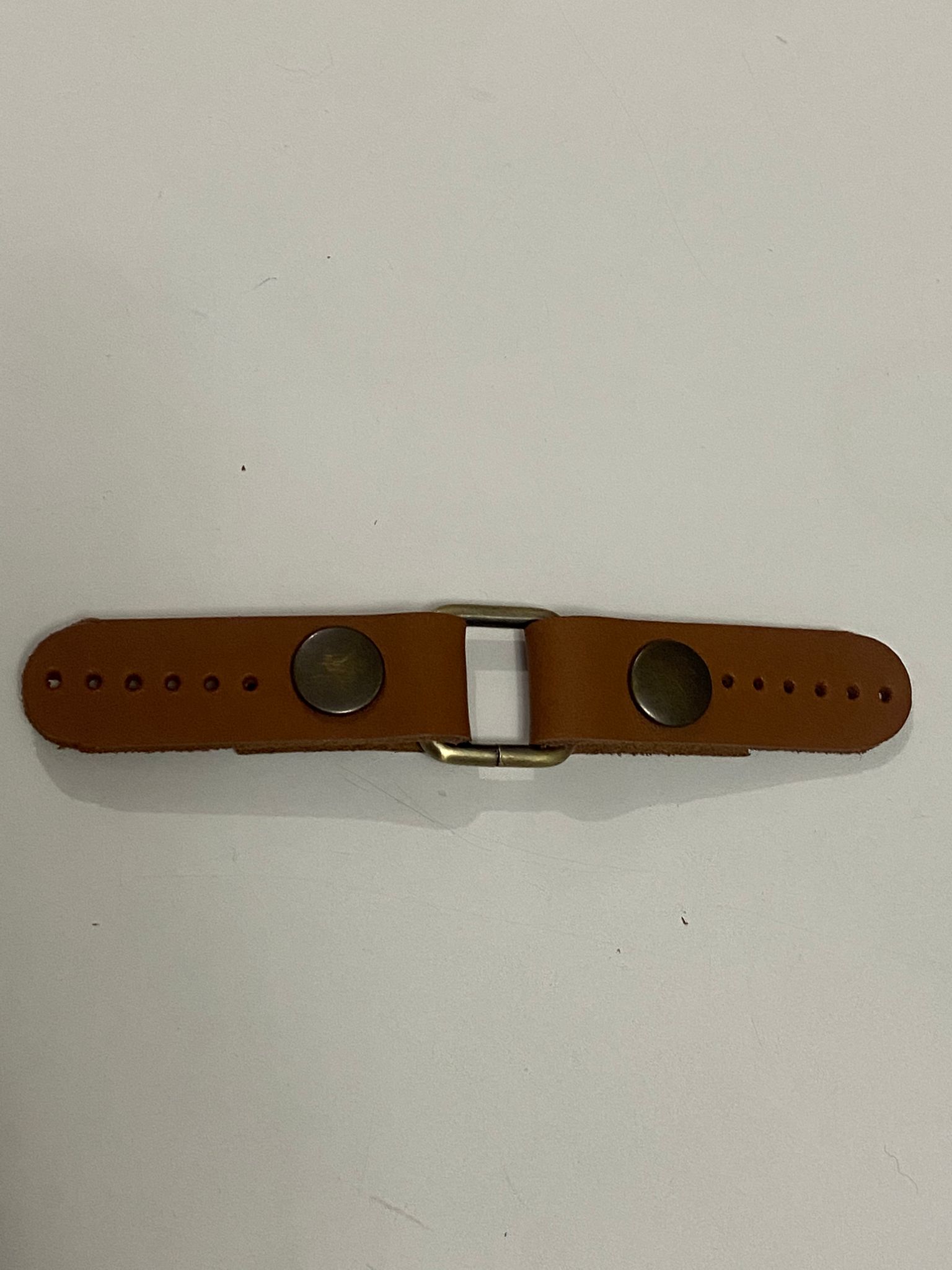 Çıtçıtlı Deri Hırka Aparatı (Kahve)