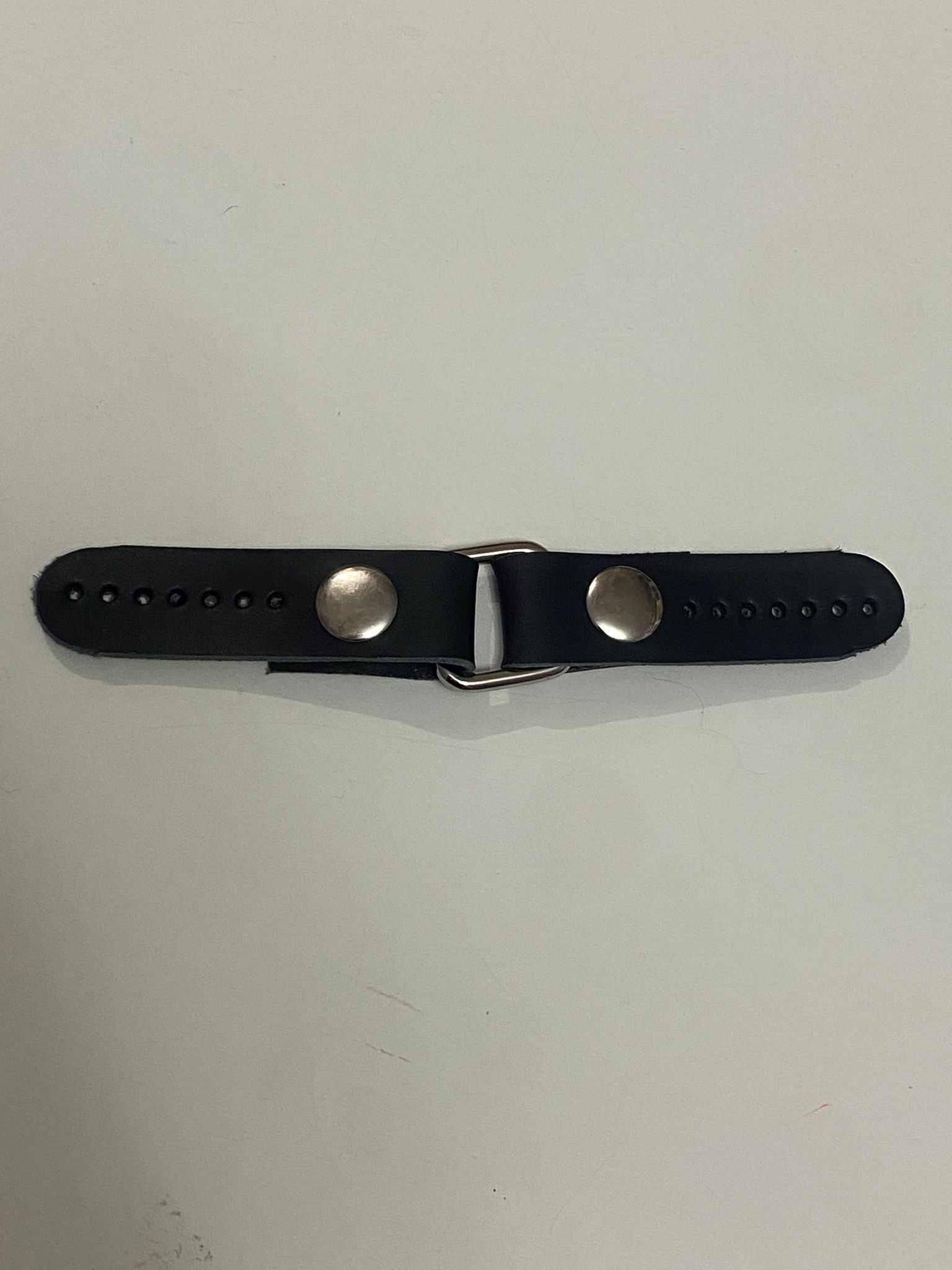 Çıtçıtlı Deri Hırka Aparatı (Siyah)
