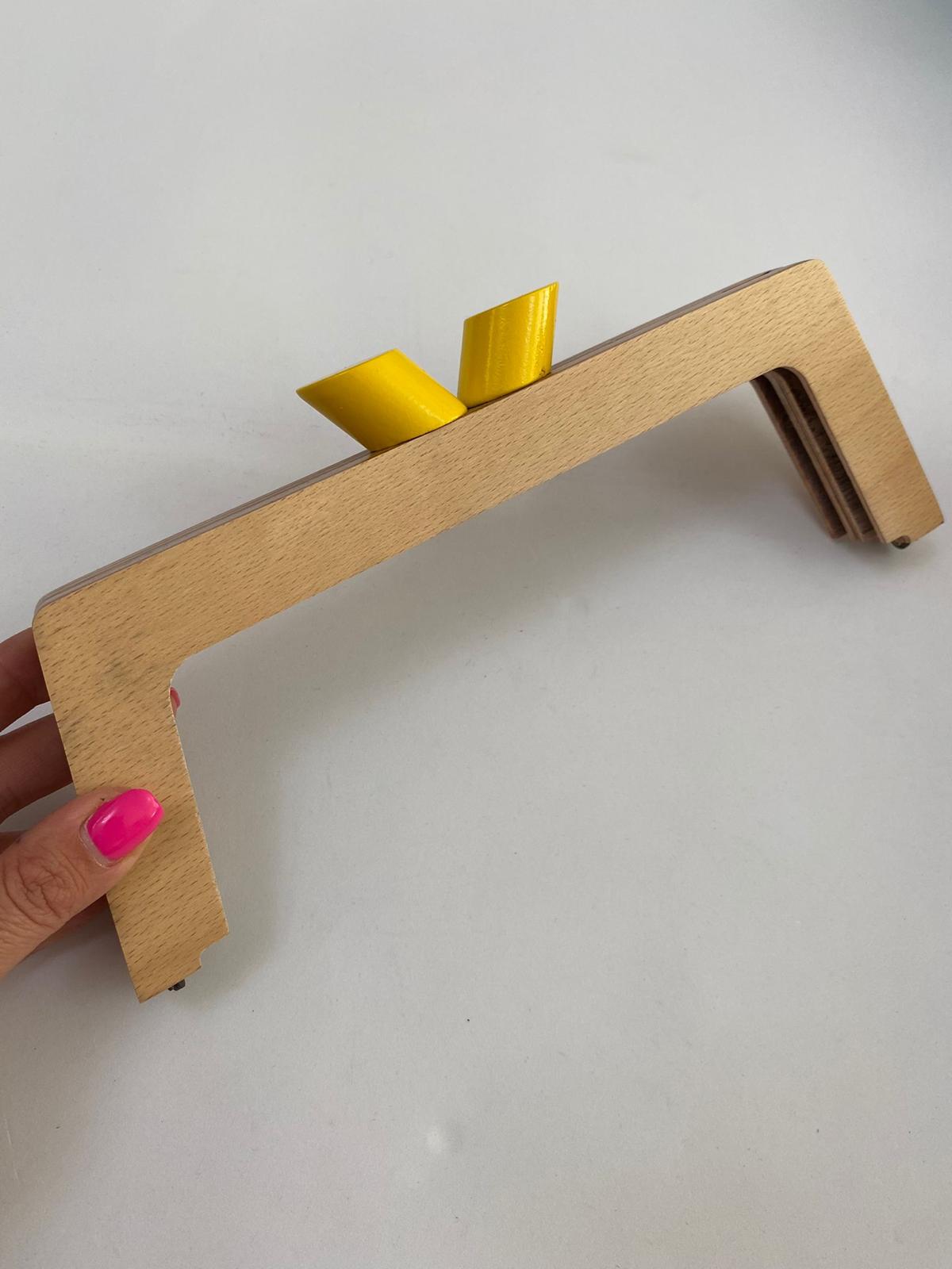 27 cm Özel Tasarım Ahşap Burs Sarı